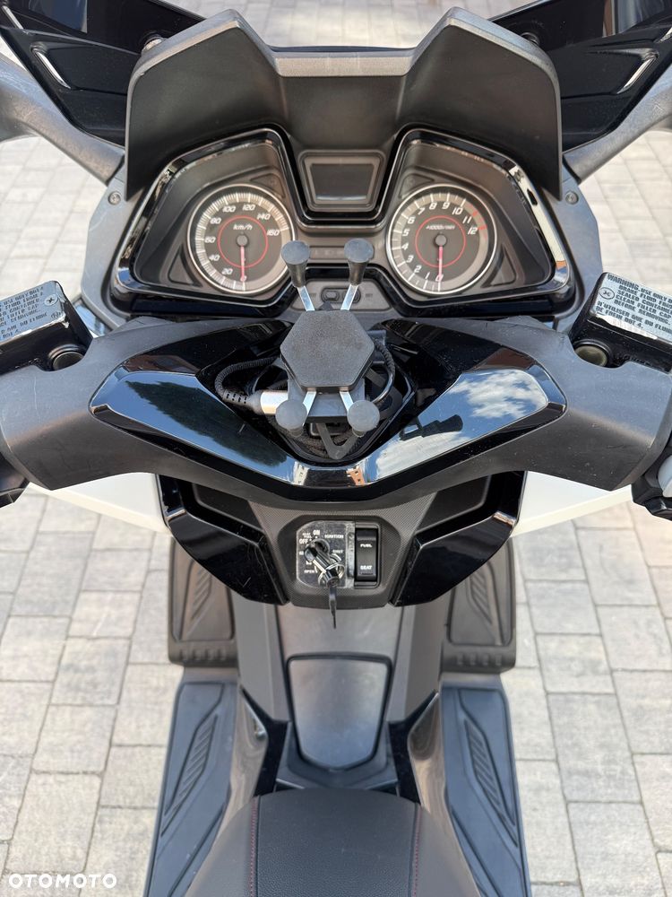 Honda NSS - 22
