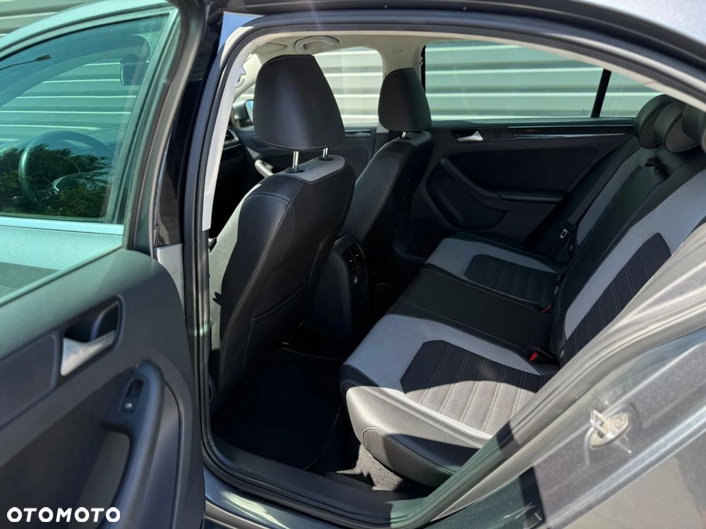 Volkswagen Jetta 2.0 TDI DPF BMT Highline - 8