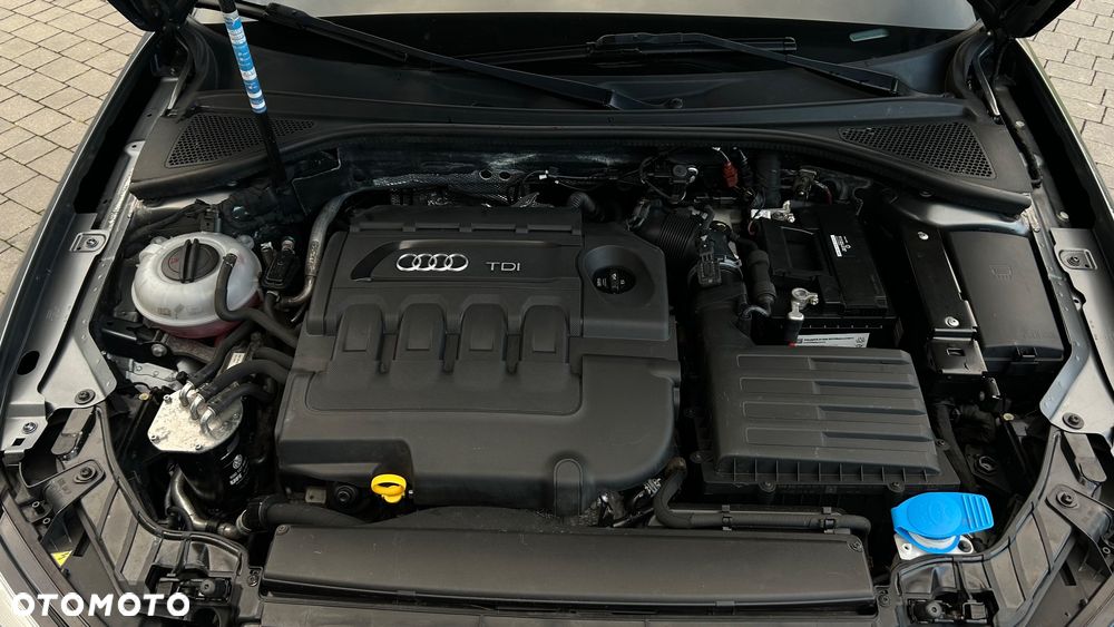 Audi A3 Sportback 1.6 TDI (clean diesel) S line Sportpaket - 40