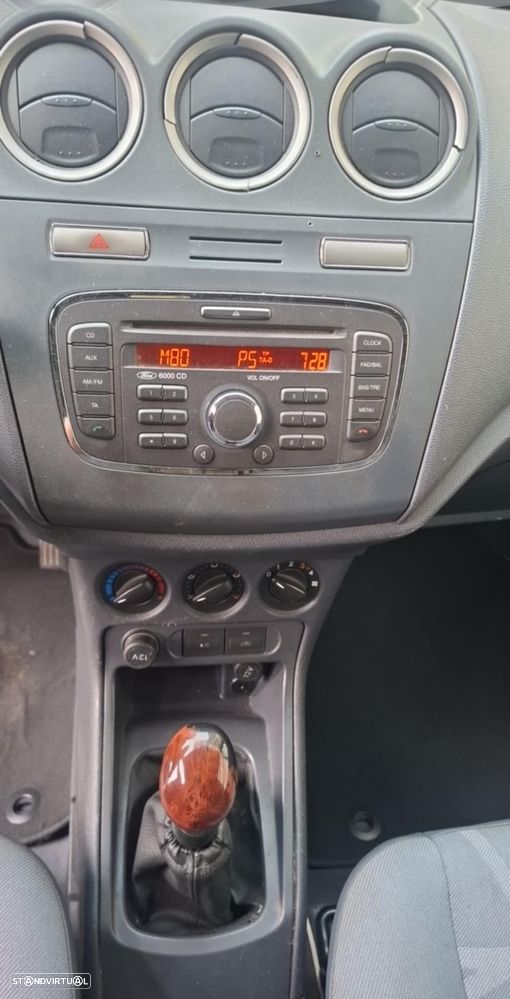 Ford CONNECT 1.8 TDCI - 20