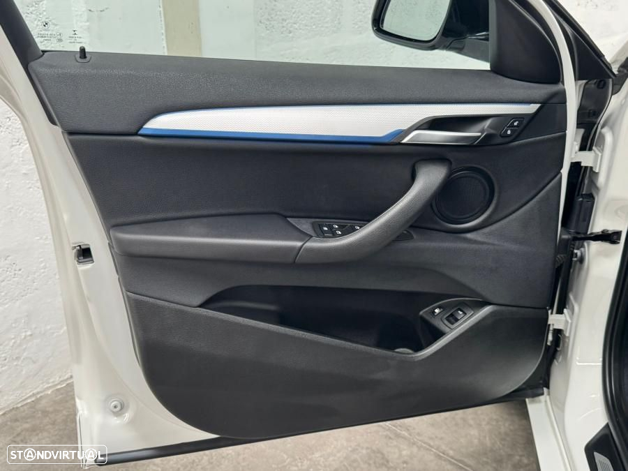 BMW X2 25 e xDrive Pack M - 36