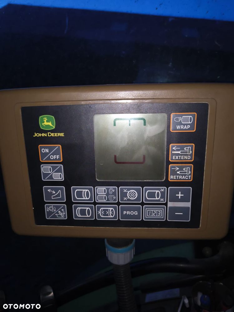 John Deere 854 - 7