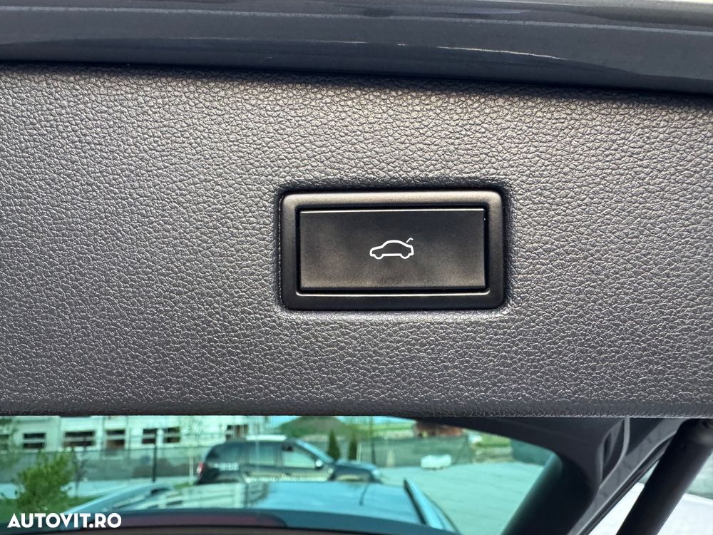 Volkswagen Tiguan 2.0 TDI SCR 4MOTION DSG Elegance - 19