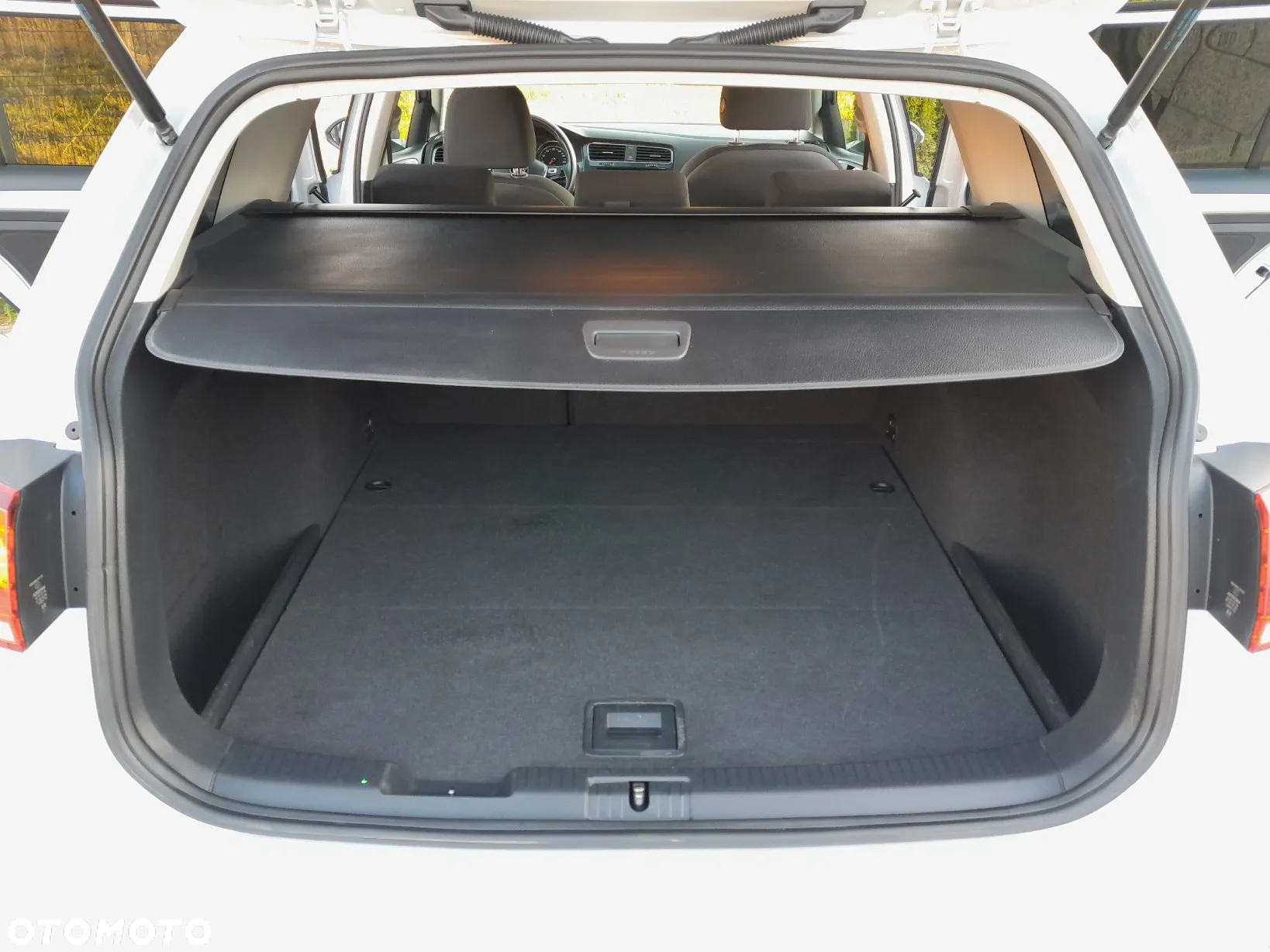 Volkswagen Golf VII 1.6 TDI BMT Comfortline - 19