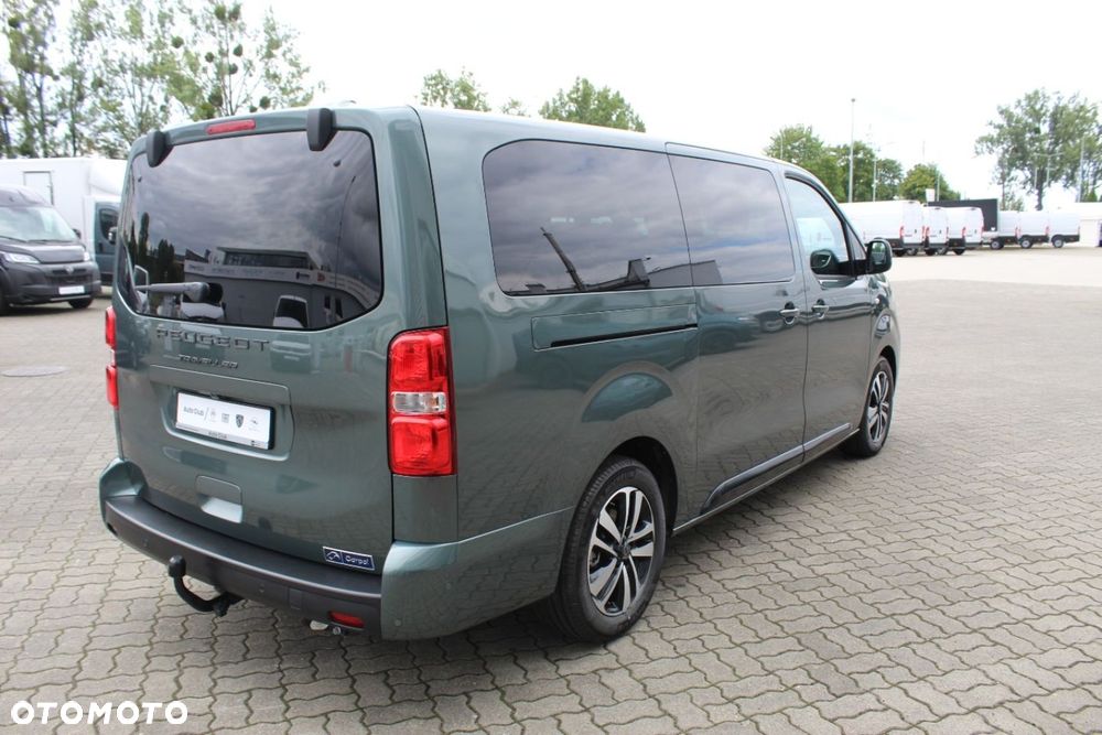 Peugeot Traveller - 7