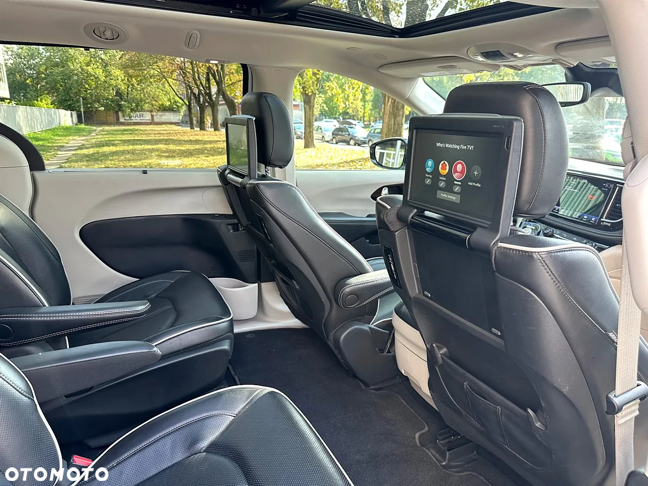 Chrysler Pacifica - 18