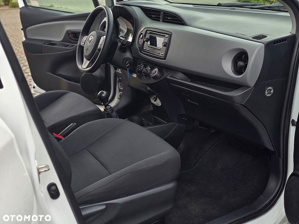 Toyota Yaris 1.5 Active - 16