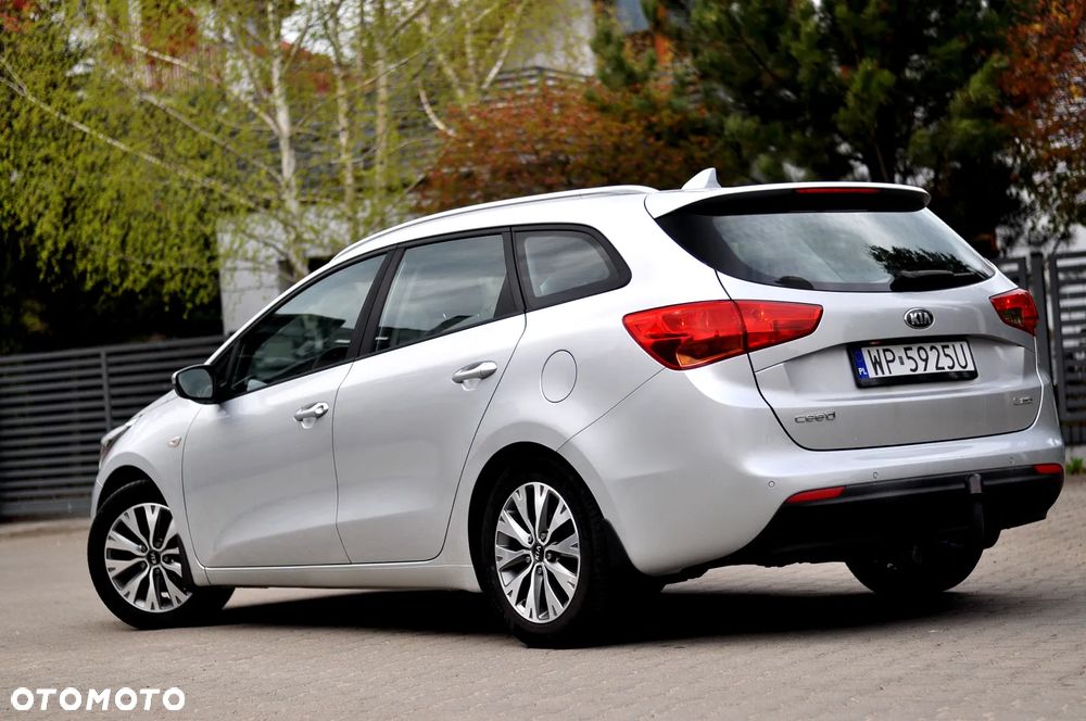 Kia Ceed 1.4 CVVT Dream Team Edition - 8