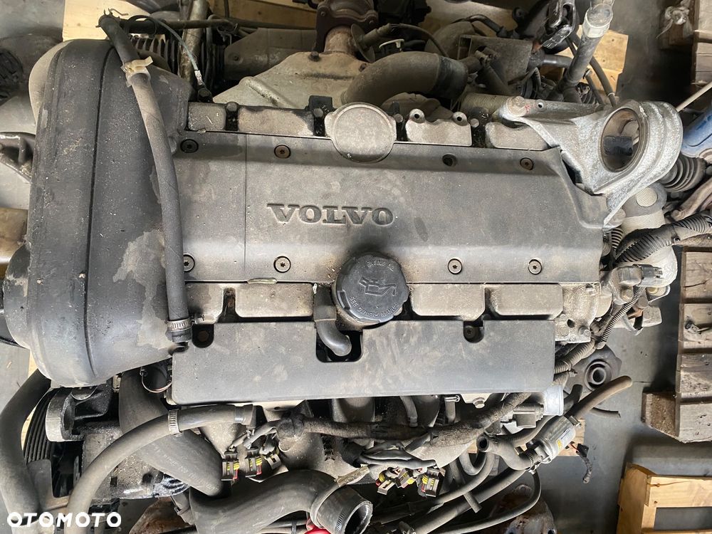 Volvo s40 v50 silnik 2 4 Bezyna kompletny - 1