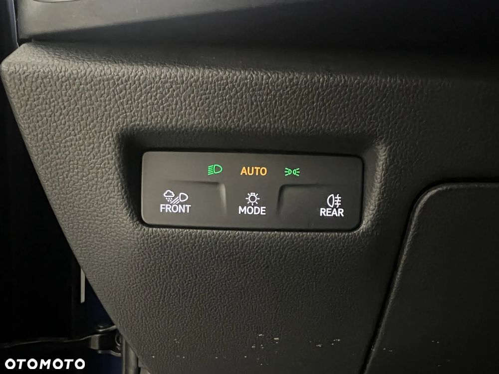 Skoda Superb 2.0 TDI SCR 4x4 Sportline DSG - 36