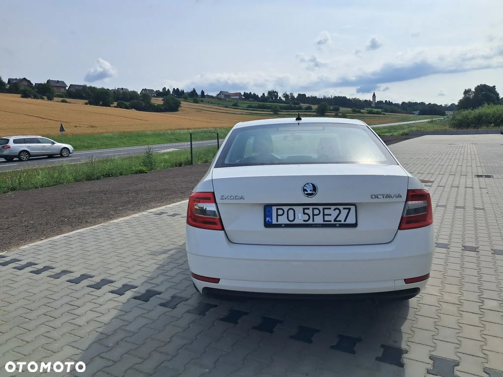 Skoda Octavia - 12