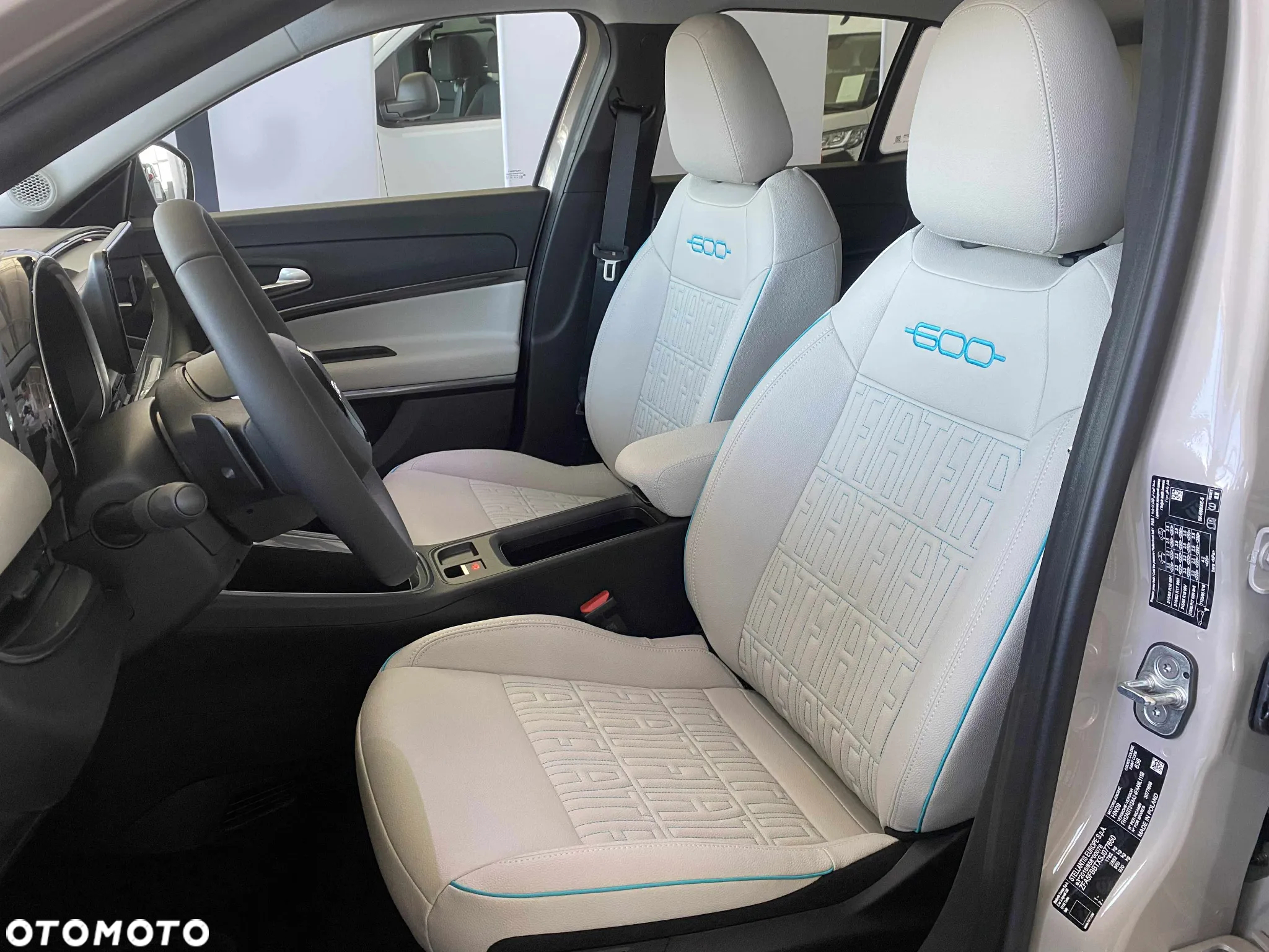Fiat 600 1.2 Turbo Hybrid La Prima eDCT - 11