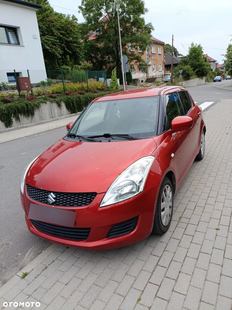 Suzuki Swift - 8