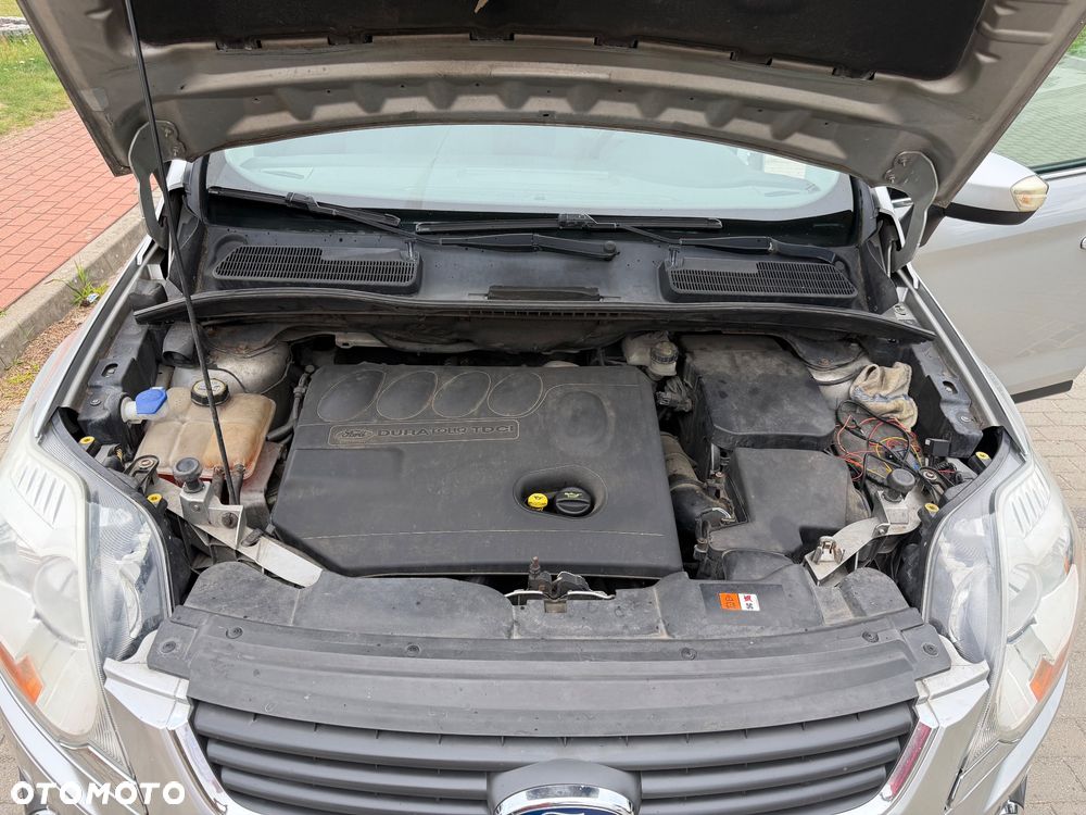 Ford Kuga 2.0 TDCi Titanium - 9