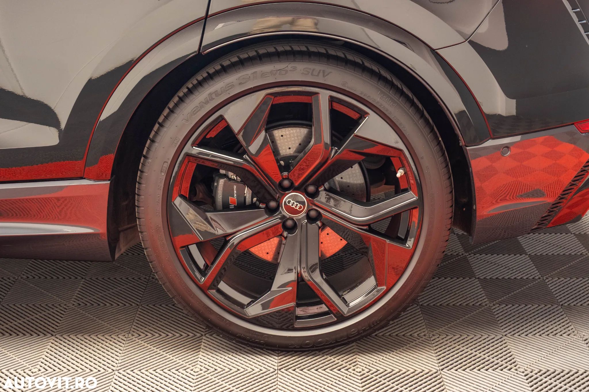 Audi RS Q8 RSQ8 4.0 TFSI quattro MHEV Tiptronic - 35