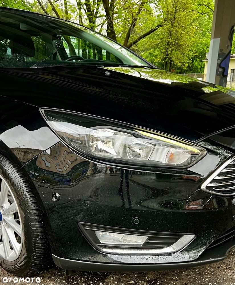 Ford Focus 1.0 EcoBoost STart-Stopp-System TITANIUM - 3
