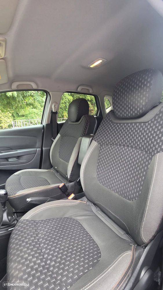 Renault Captur - 10