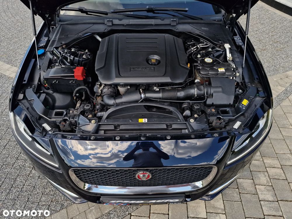 Jaguar XF E-Performance Portfolio - 8