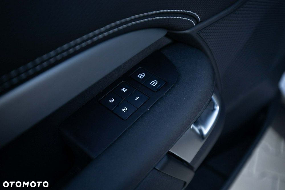 Land Rover Discovery - 14