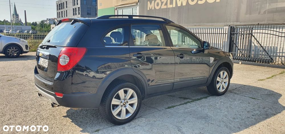 Chevrolet Captiva 2.4 LS 5os - 14