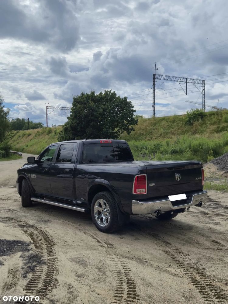 Dodge RAM 5.7 4x4 - 3