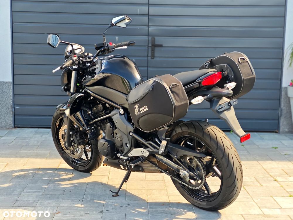 Kawasaki ER - 12