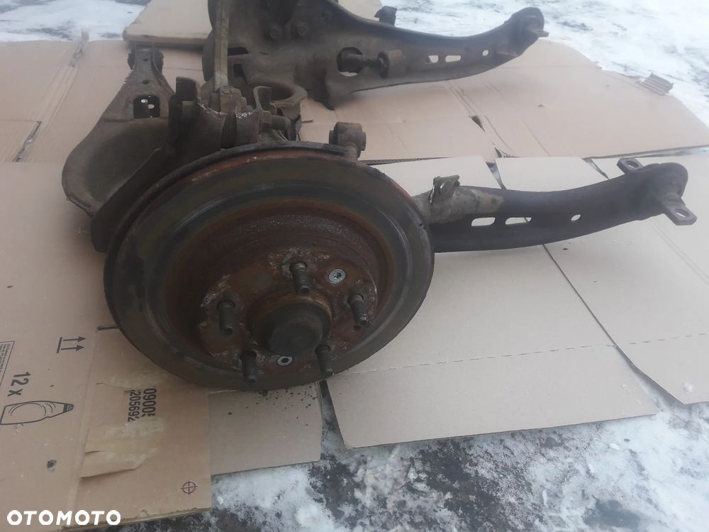 Mazda 6 02-07 Zwrotnica wahacz piasta tylna tył - 2