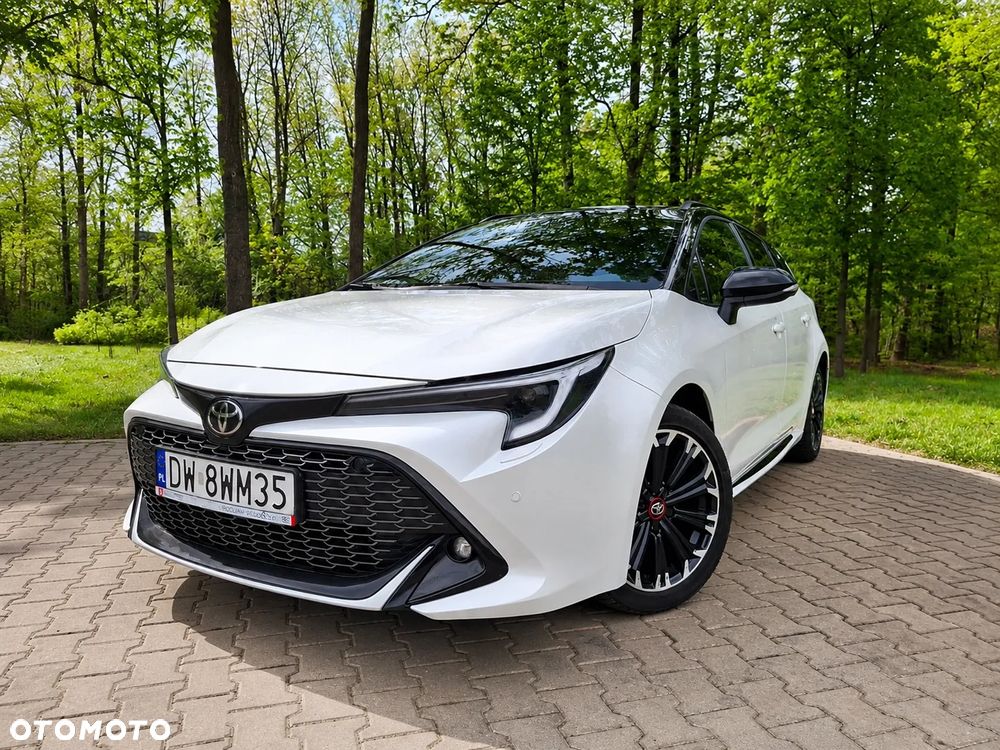 Toyota Corolla 2.0 Hybrid GR Sport - 1