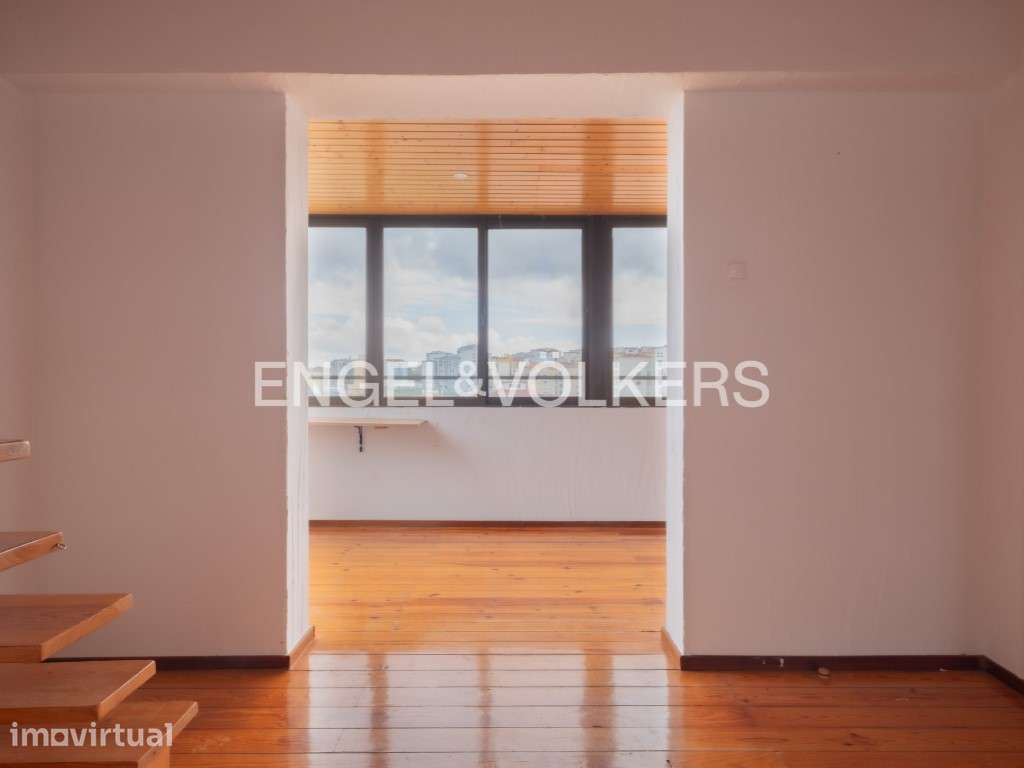 Penthouse T2+1 Duplex com Terraço de 87m2 - Grande imagem: 4/27