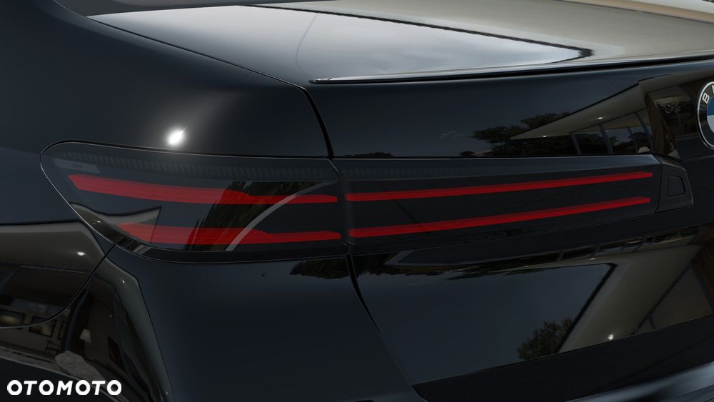 BMW Seria 7 - 8