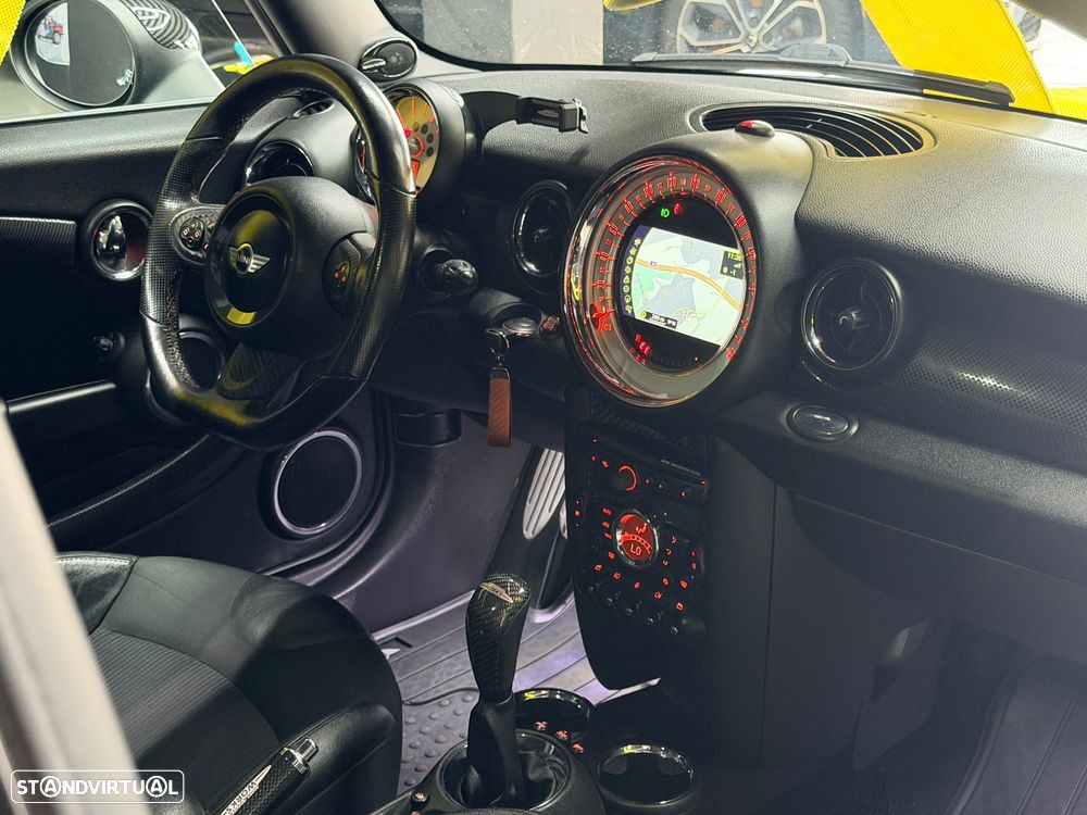 MINI 3 Portas Cooper S - 8