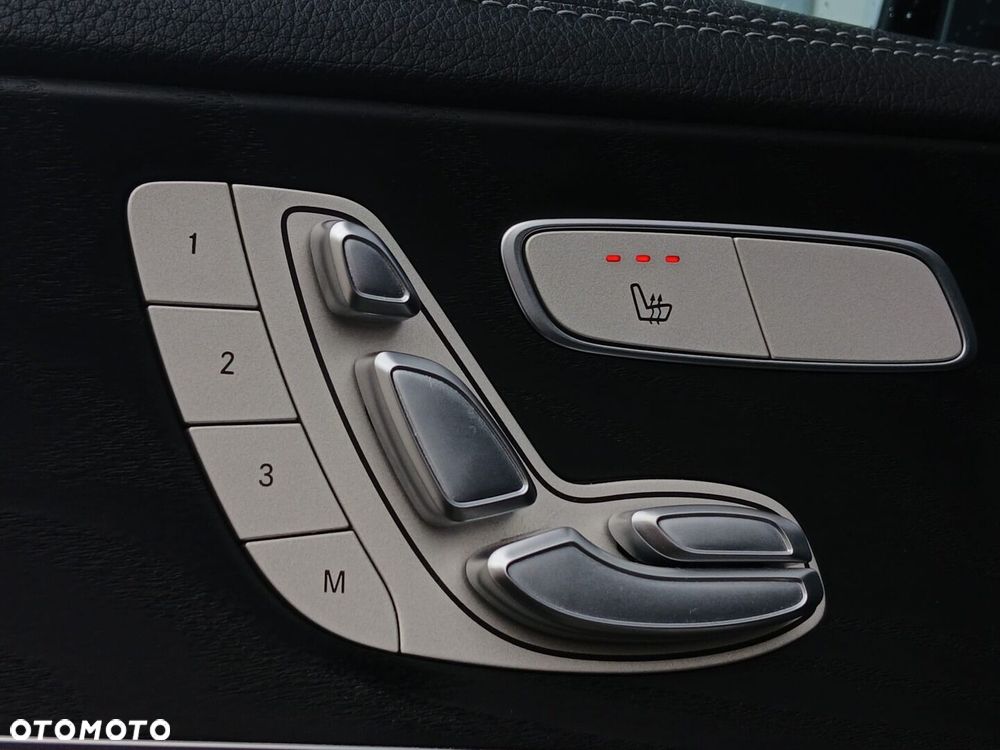 Mercedes-Benz Klasa E - 40