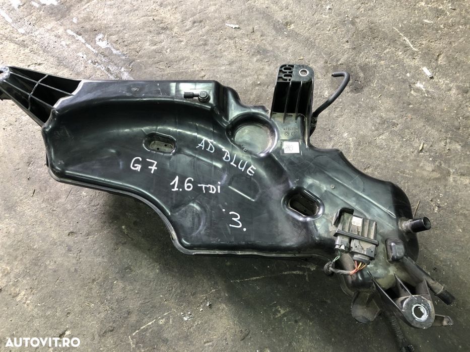 Rezervor ADBLUE pentru VW GOLF 7 an 2014-2020 cu cod 5Q0131877R - 2