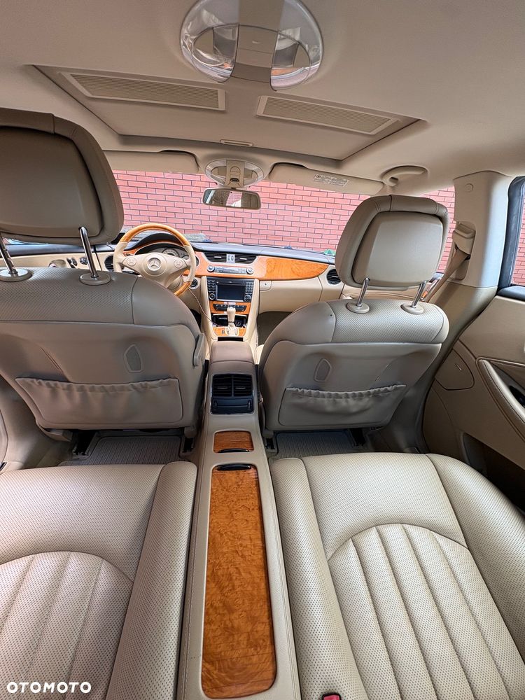 Mercedes-Benz CLS 320 CDI - 21