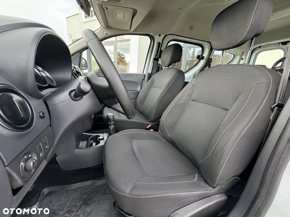 Dacia Dokker 1.5 Blue dCi Laureate - 11