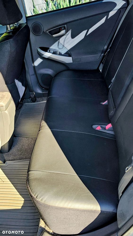 Toyota Prius 1.8 Hybrid Active - 14