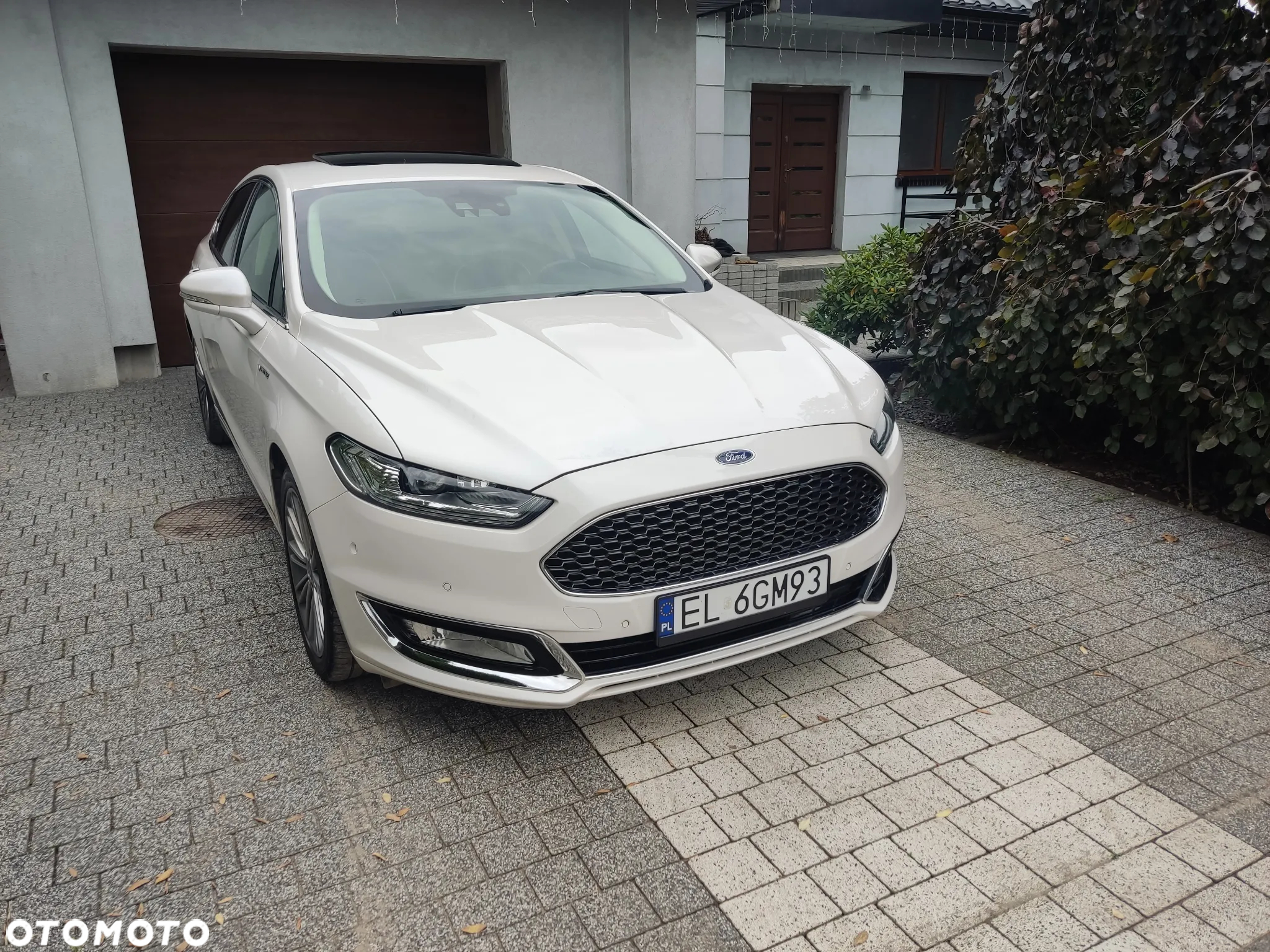 Ford Mondeo 2.0 Hybrid Vignale - 4