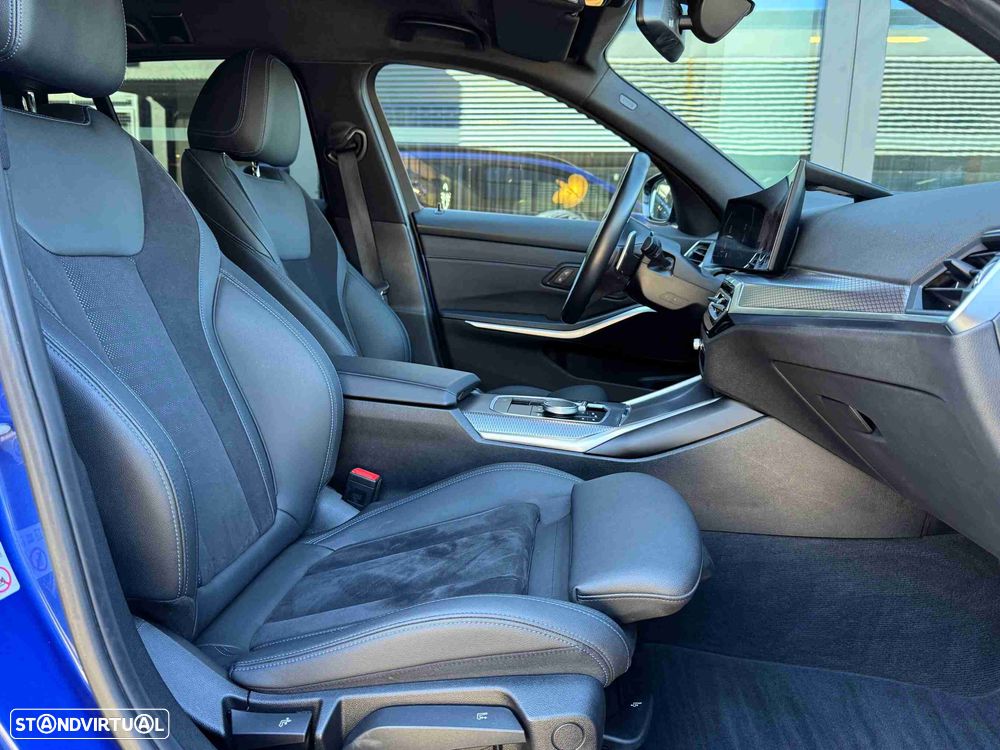 BMW 320 d Pack Desportivo M Auto - 8