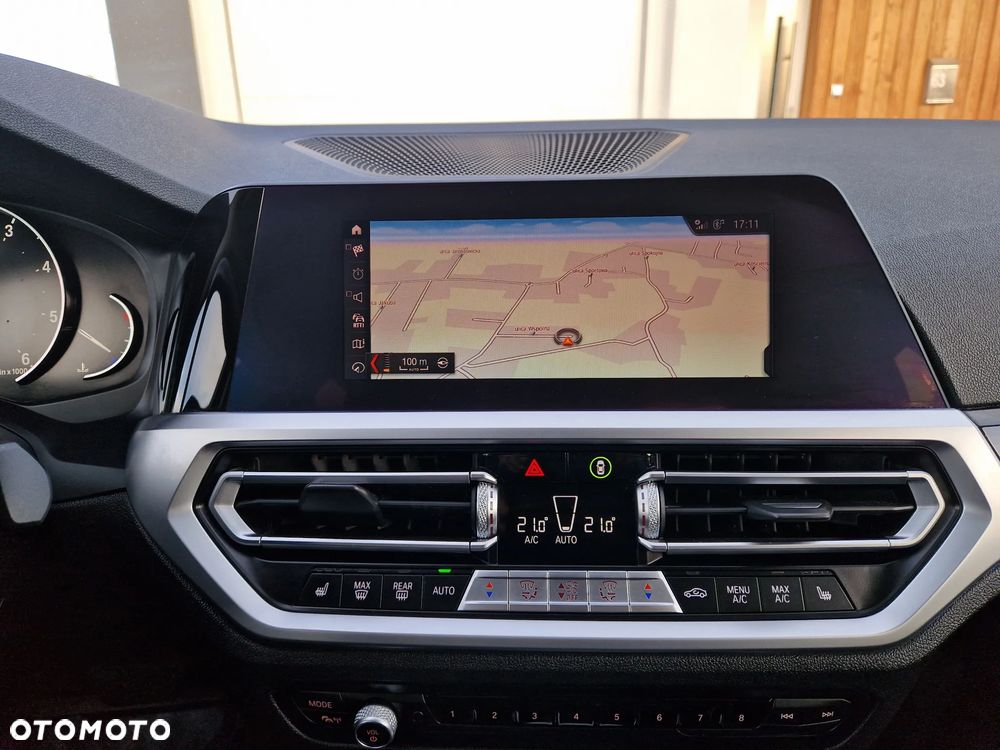 BMW Seria 3 318d Sport Line - 22