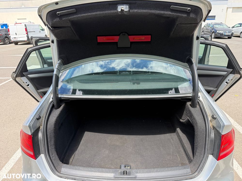 Audi A4 2.0 TDI B8 Multitronic - 11