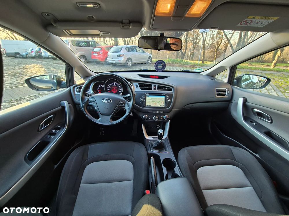 Kia Ceed 1.6 GDI Dream-Team Edition - 7
