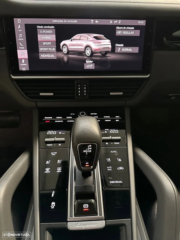 Porsche Cayenne Coupé E-Hybrid - 14