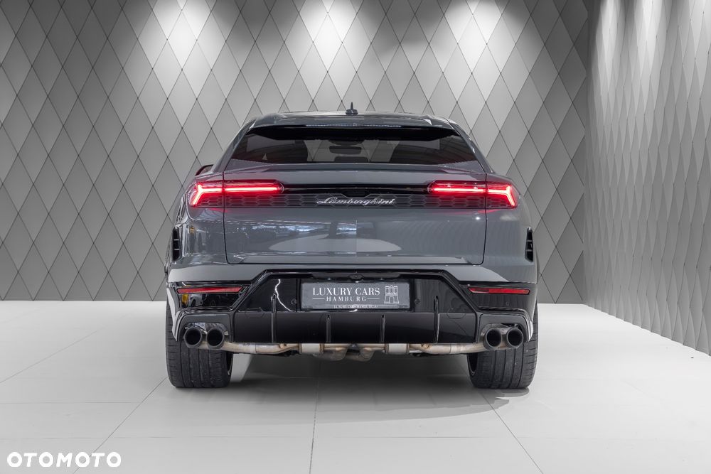 Lamborghini Urus - 6