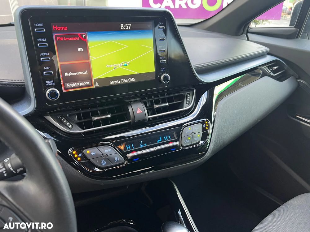 Toyota C-HR 2.0 Hybrid Business-Edition - 24