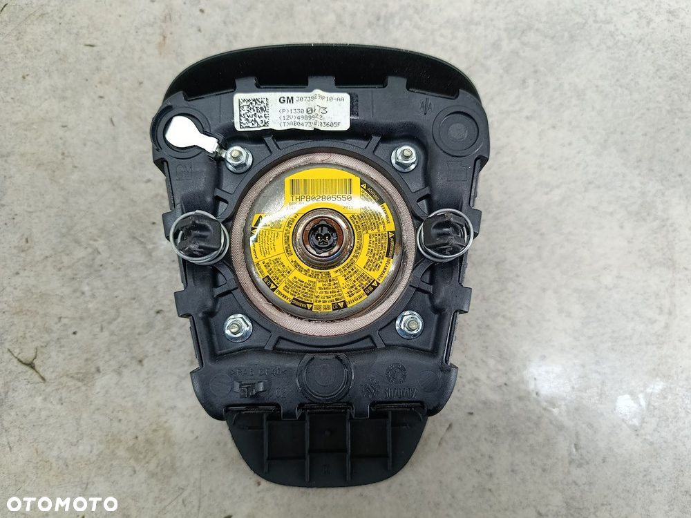 KIEROWNICA Z PODUSZKĄ OPEL MERIVA B 13351021  13300473 GM - 10