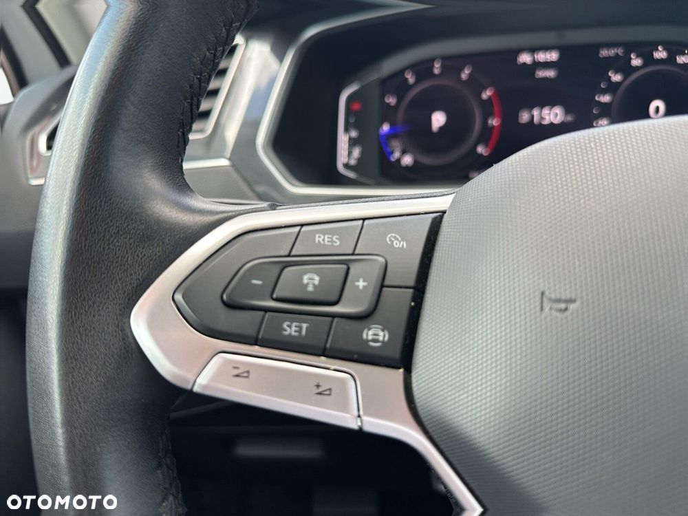 Volkswagen Tiguan 1.5 eTSI Elegance DSG - 22
