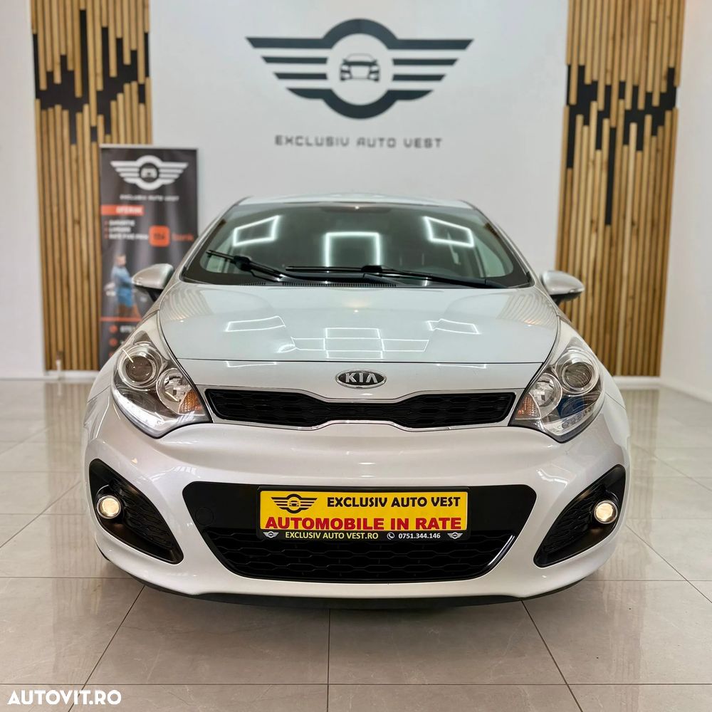 Kia Rio - 12