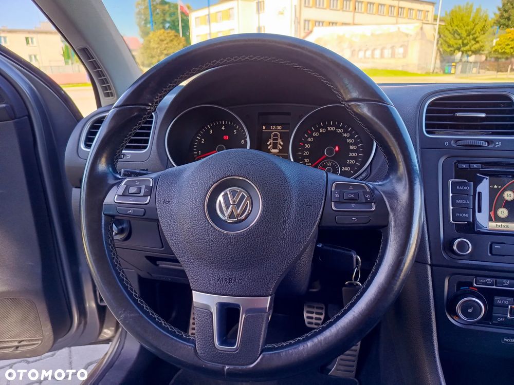 Volkswagen Golf 1.2 TSI BlueMotion Technology Comfortline - 23