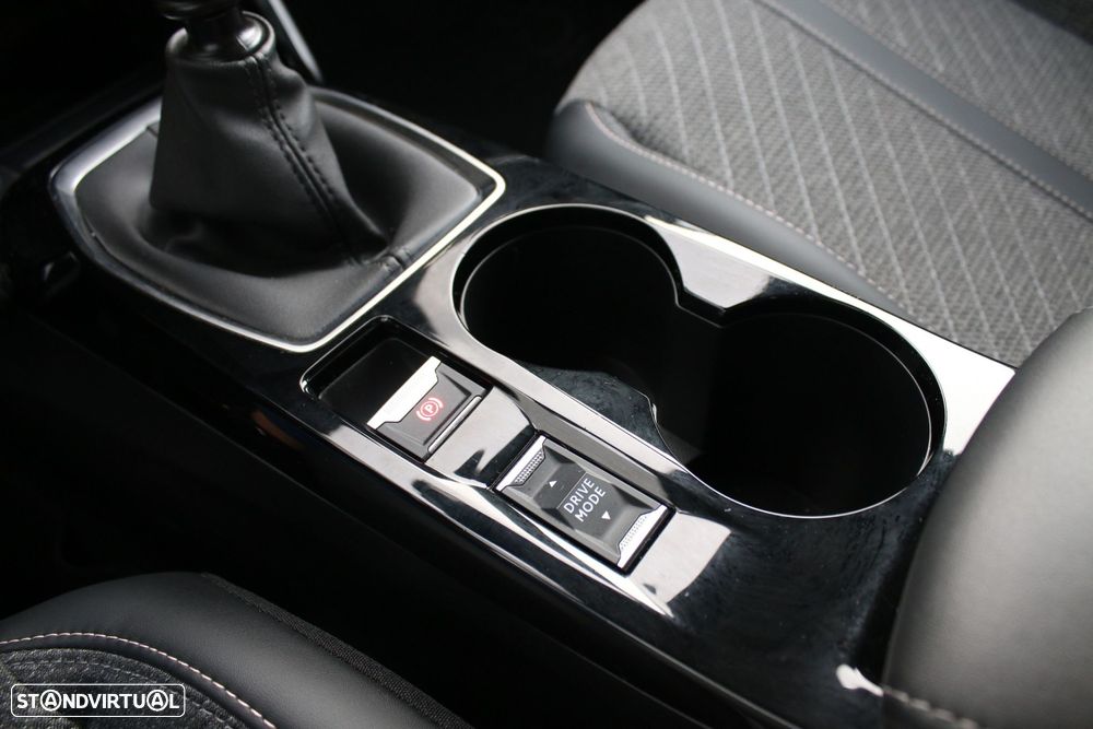 Peugeot 2008 1.2 PureTech Allure - 26