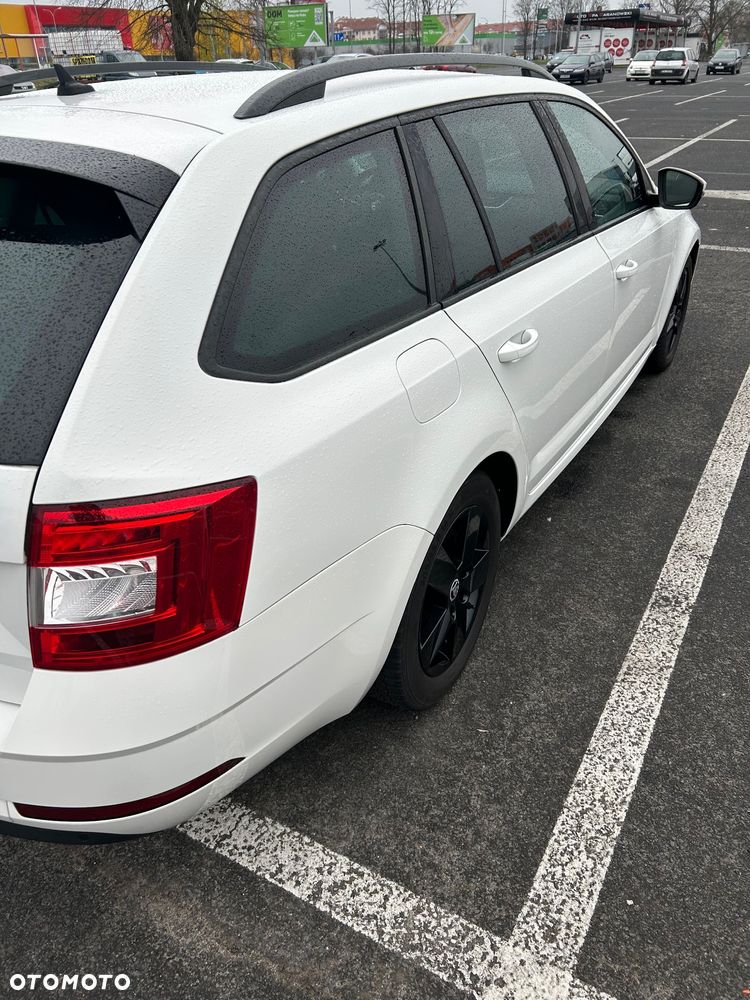 Skoda Octavia 1.6 TDI Greenline - 6